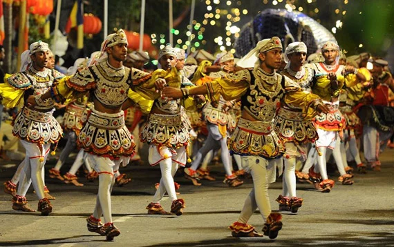 Perahera Dansing Team