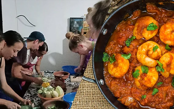 Sri Lankan Cousine with Tourists